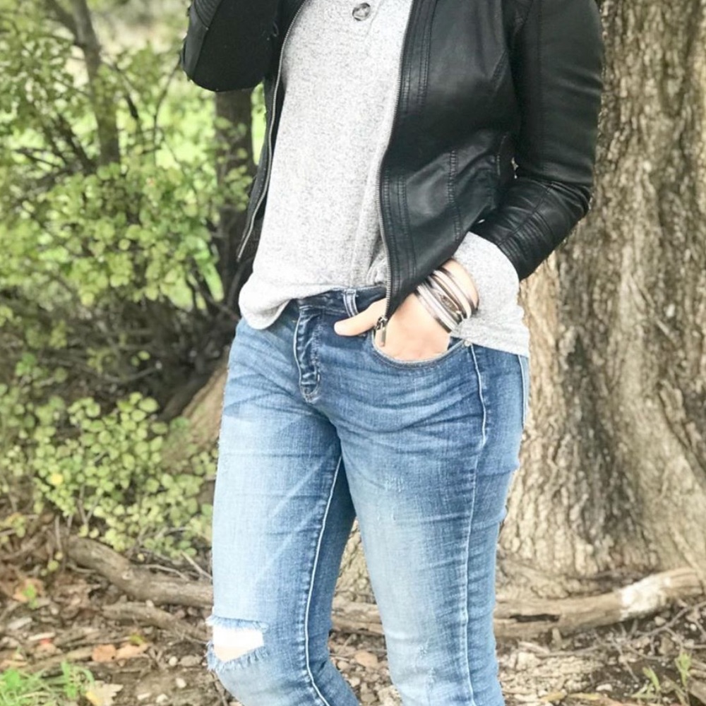 ❗️Final Price- Kancan Skinny Jeans